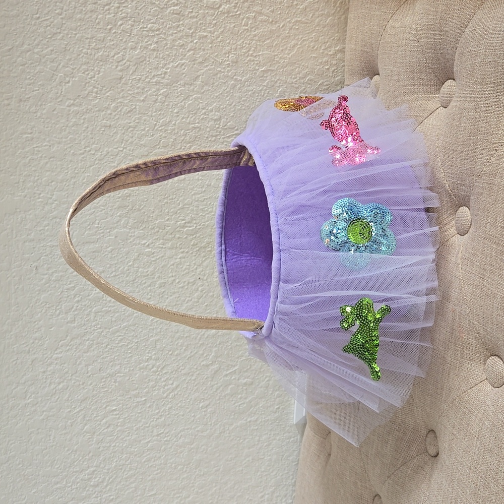 Beautiful Tull  Sequin Bunny & Flower Easter Basket, NWT